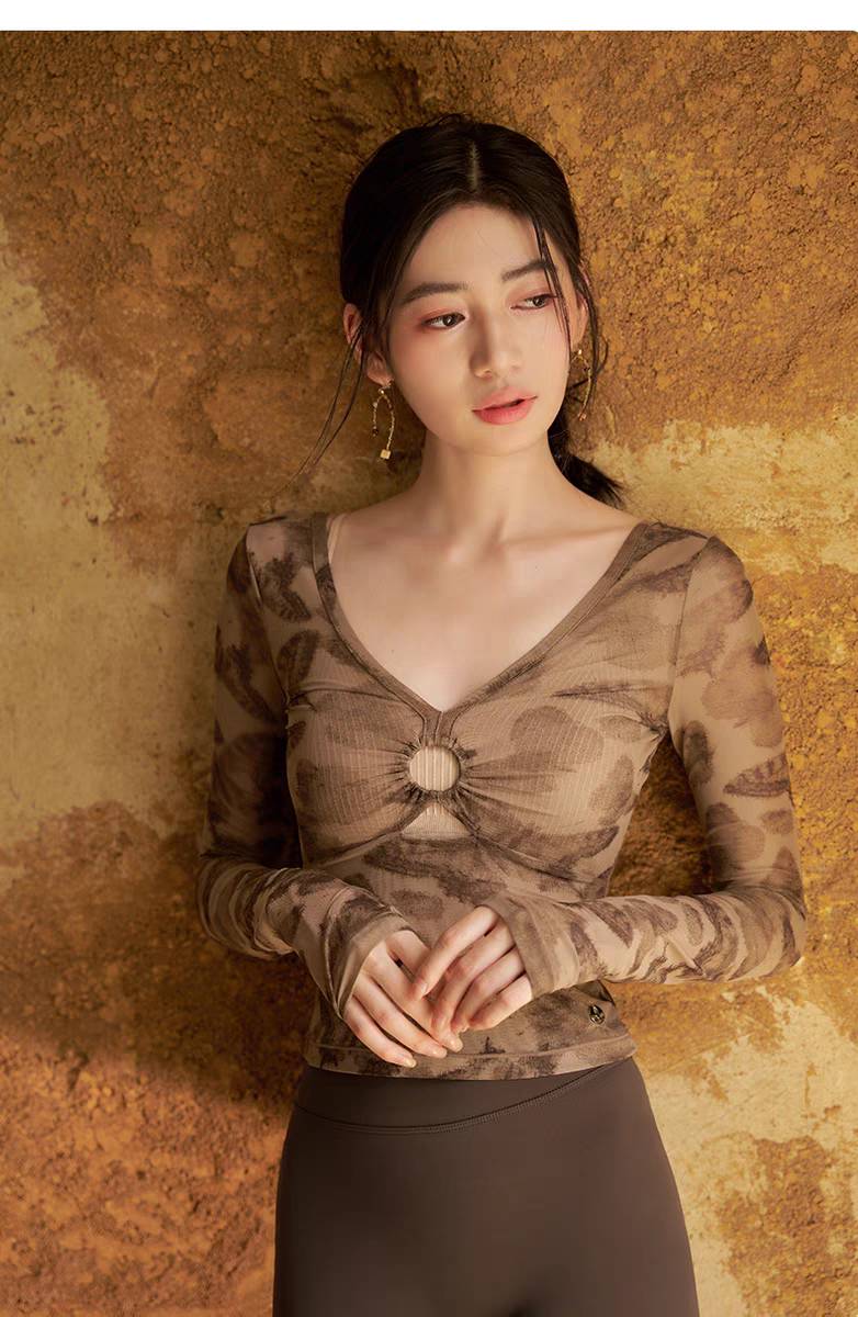 QUEEN YOGA瑜伽長袖罩衫外搭（不含胸墊）