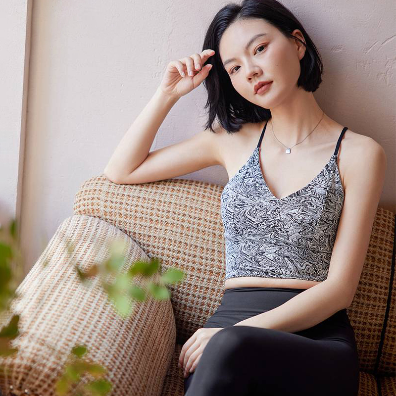 QUEEN YOGA瑜伽性感提花美背運動健身背心（內含胸墊）