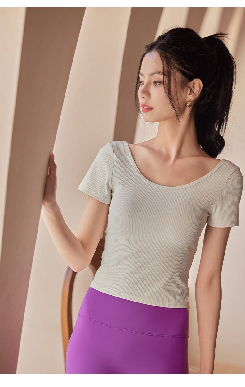 QUEEN YOGA瑜伽專業高端美背外搭罩衫