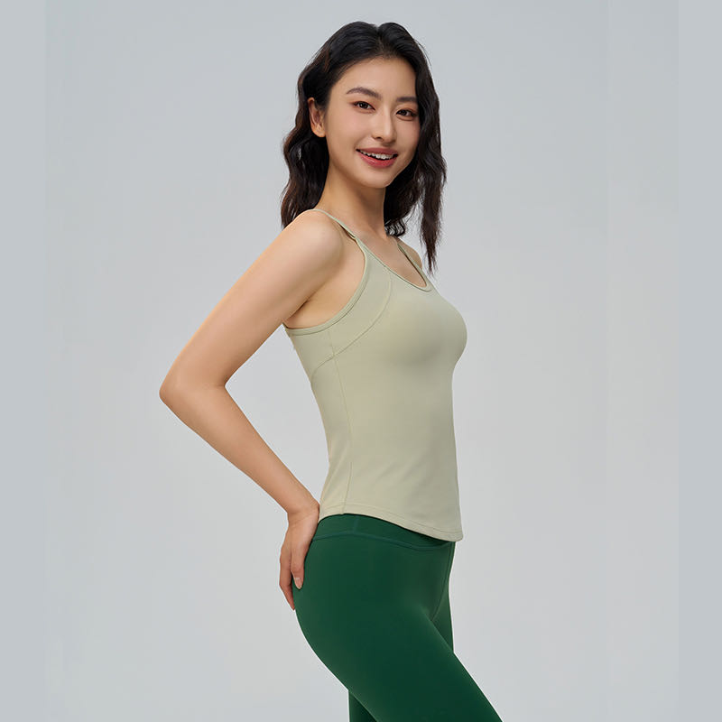 QUEEN YOGA養膚裸感百搭時尚修身運動瑜珈背心（內含胸墊）