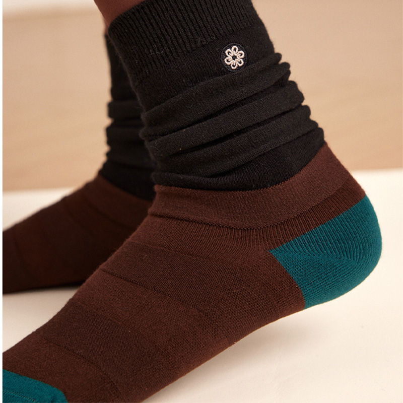 QUEEN YOGA瑜伽時尚長筒舒適棉感毛毛蟲彈力精梳棉襪