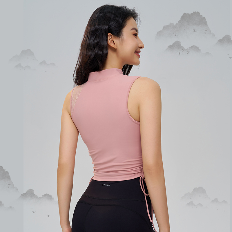 QUEEN YOGA蕾絲盤扣時尚拼接運動瑜珈背心(附可拆卸式胸墊)