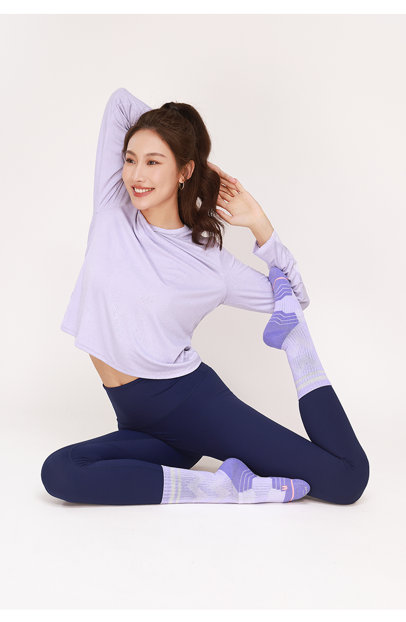 QUEEN YOGA交叉露背肌理紋運動瑜珈罩衫