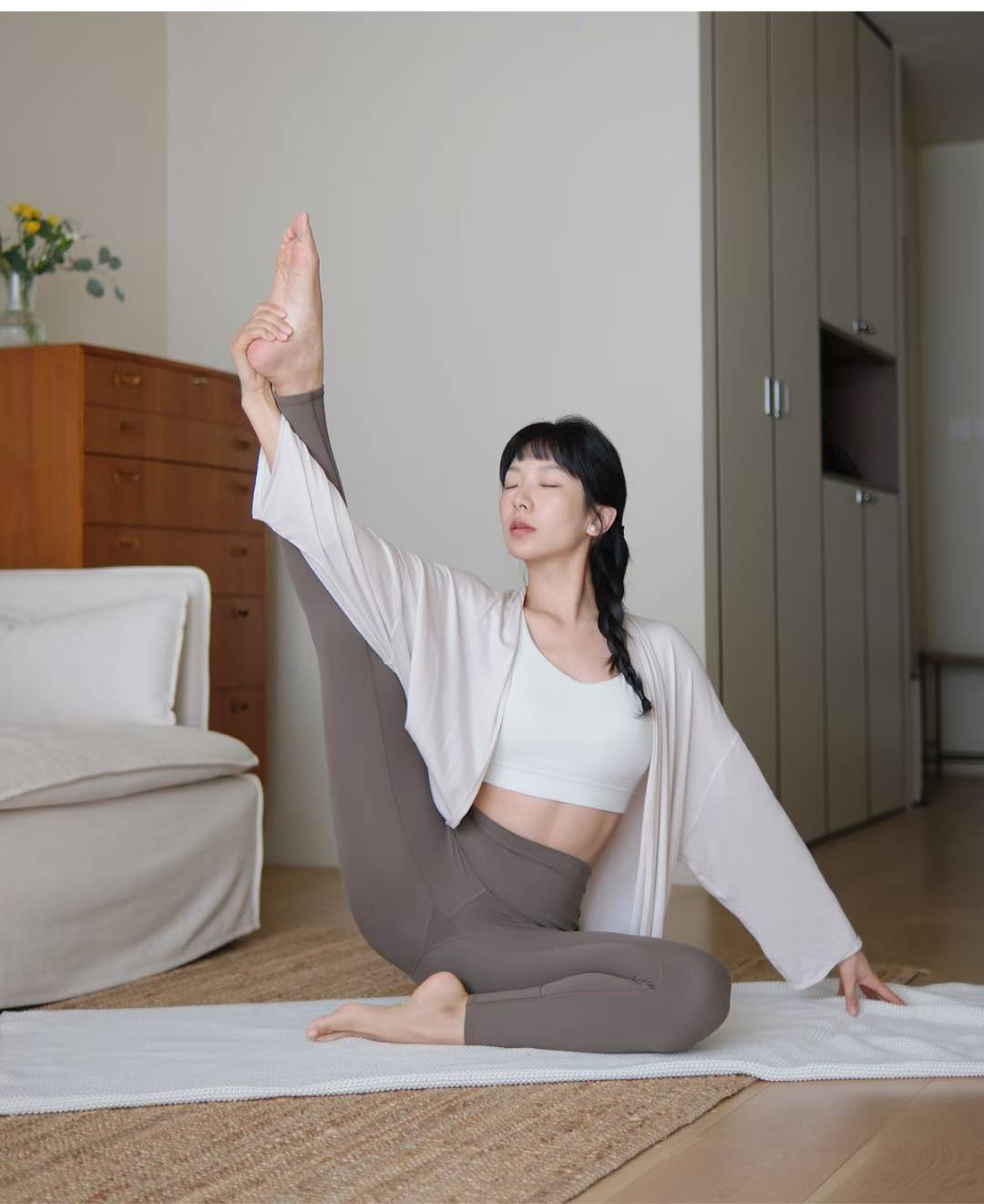 QUEEN YOGA瑜伽中長款基礎簡約氣質寬鬆羊毛長袖外搭外套