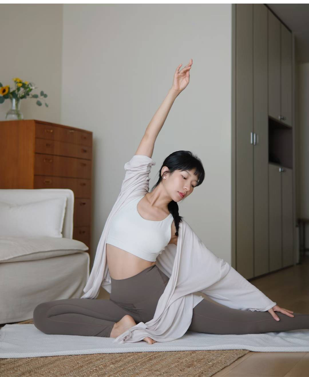 QUEEN YOGA瑜伽中長款基礎簡約氣質寬鬆羊毛長袖外搭外套