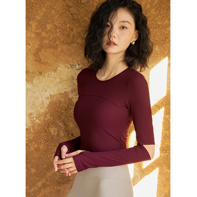 QUEEN YOGA瑜伽運動健身設計款長袖上衣（內含胸墊）
