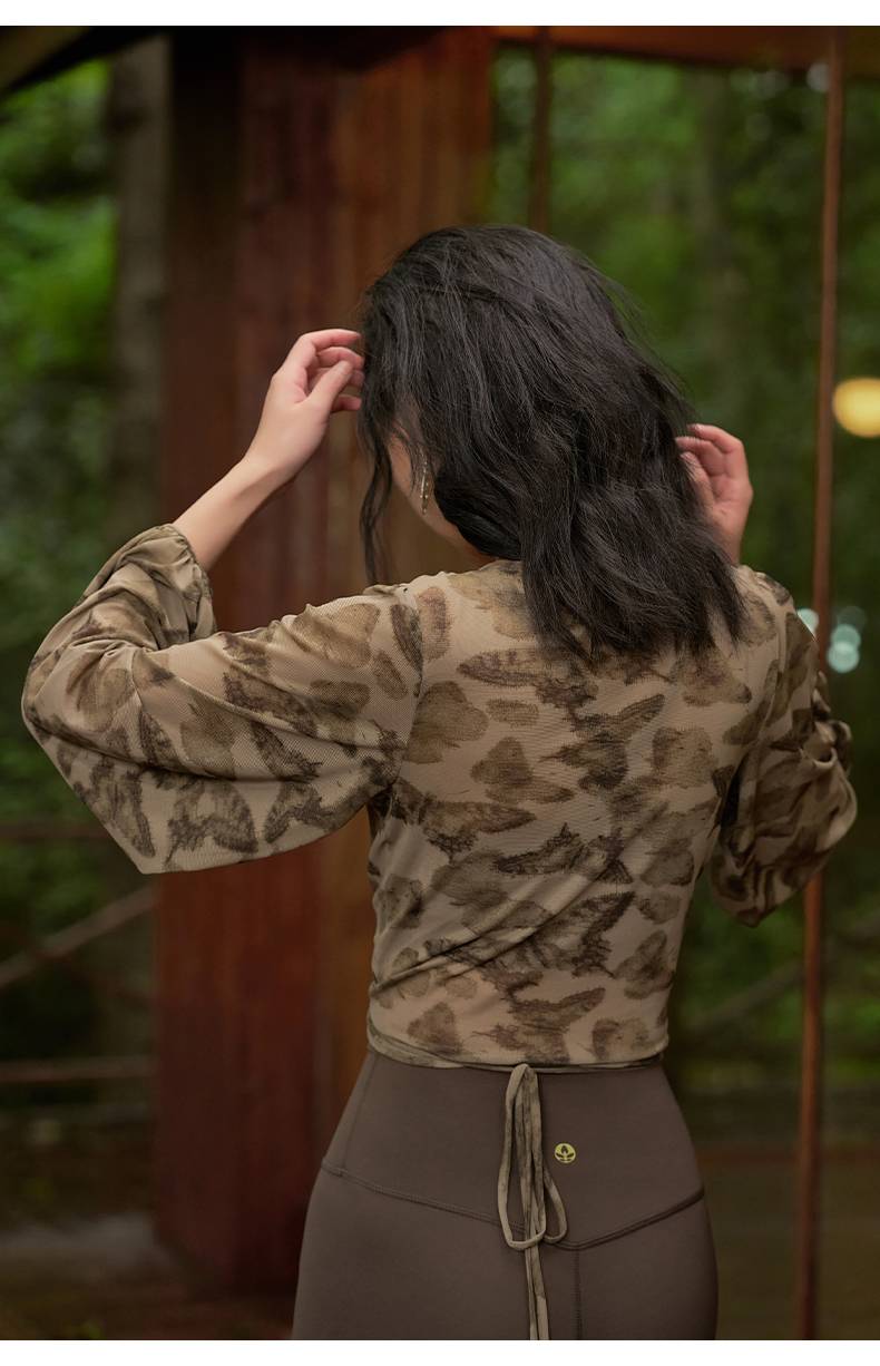 QUEEN YOGA瑜伽長袖運動外搭罩衫（無胸墊款）