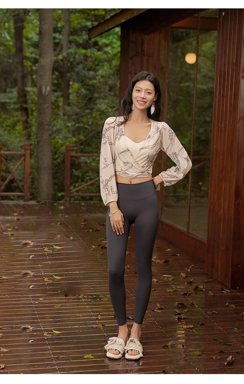 QUEEN YOGA瑜伽長袖運動外搭罩衫（無胸墊款）