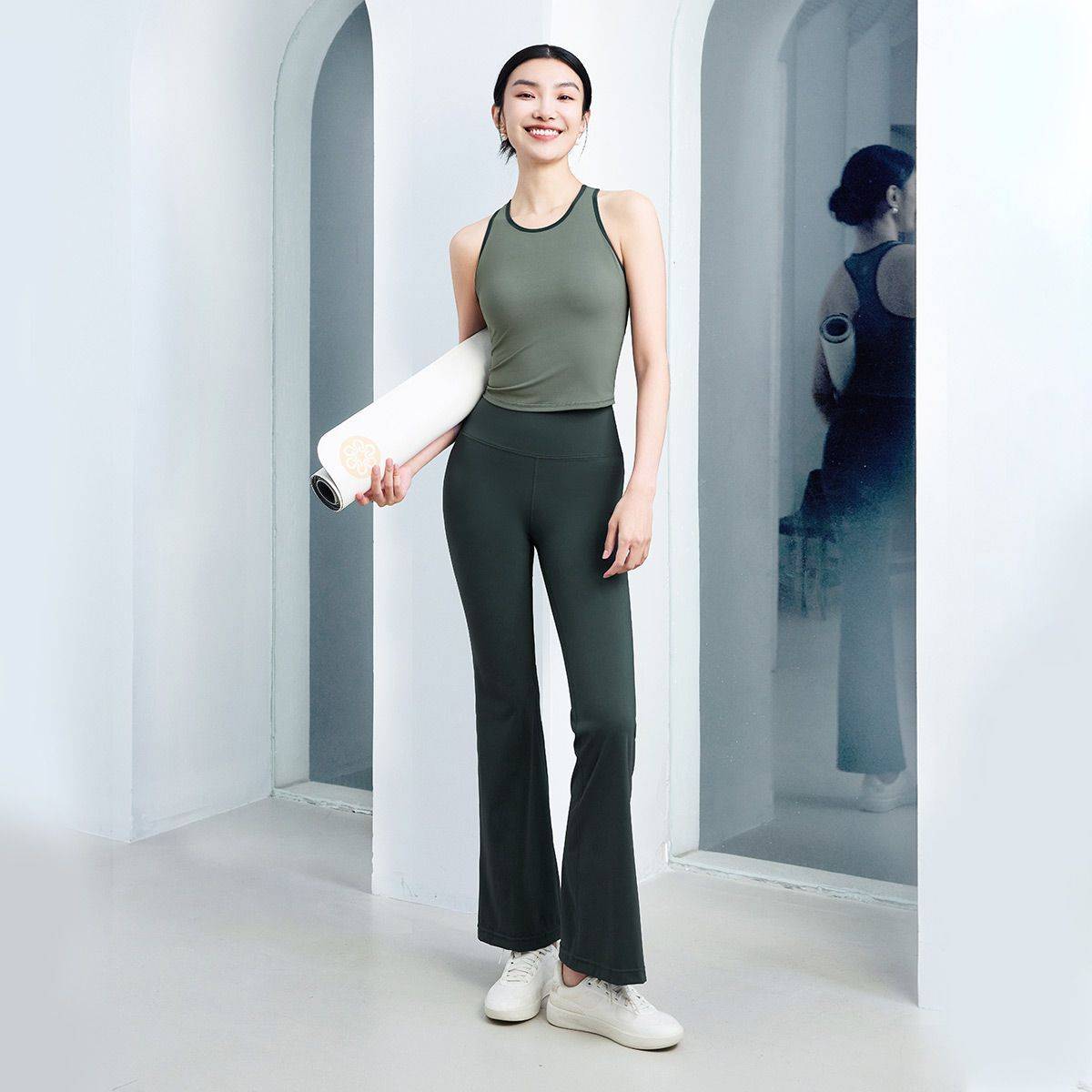 QUEEN YOGA瑜伽服工字背心運動健身外穿背心小可愛（固定一體杯）