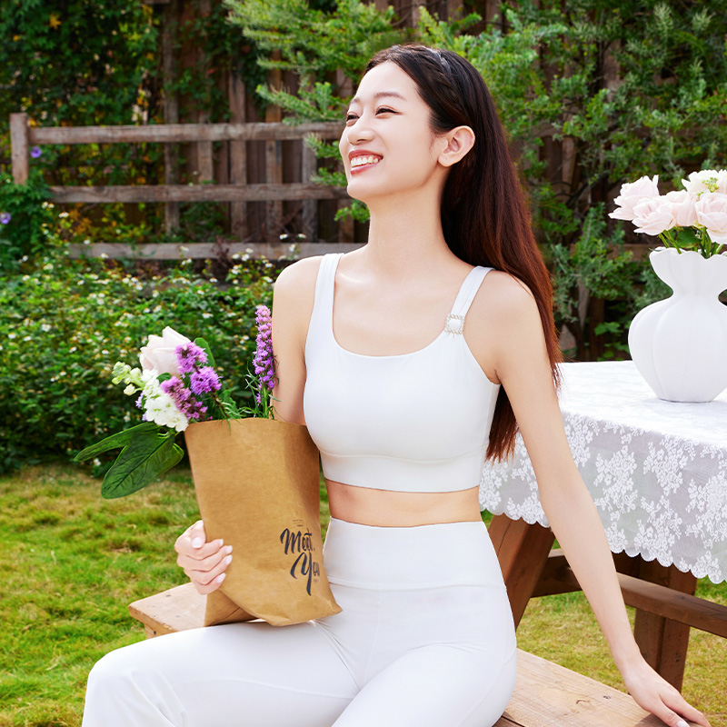 QUEEN YOGA瑜伽服U領運動休閒健身BRA小可愛（固定一體杯）