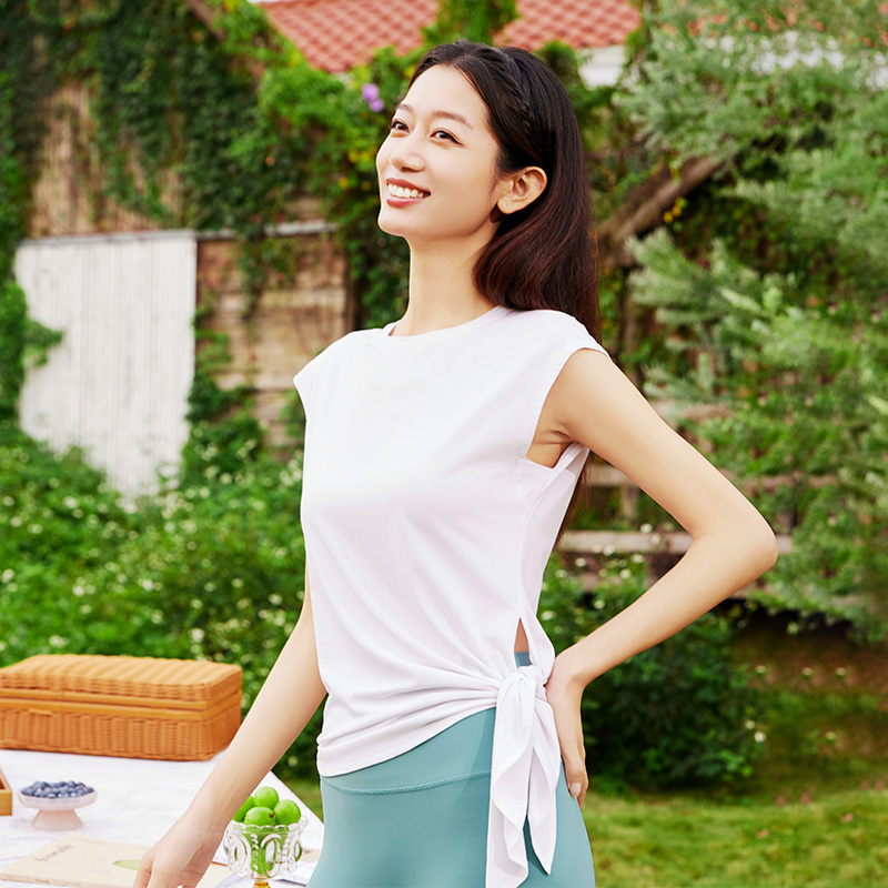 QUEEN YOGA瑜伽服休閒運動外搭顯瘦舒適時尚側開叉背心外搭罩衫（無胸墊款）