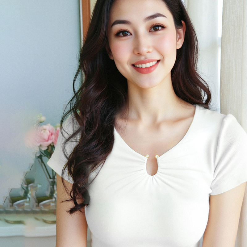 QUEEN YOGA瑜伽服休閒戶外簡約時尚V領顯瘦短袖T恤上衣一體成型（固定一體杯）