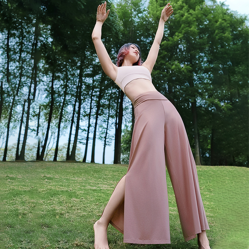 QUEEN YOGA瑜伽服自在寬鬆運動日常闊腿褲