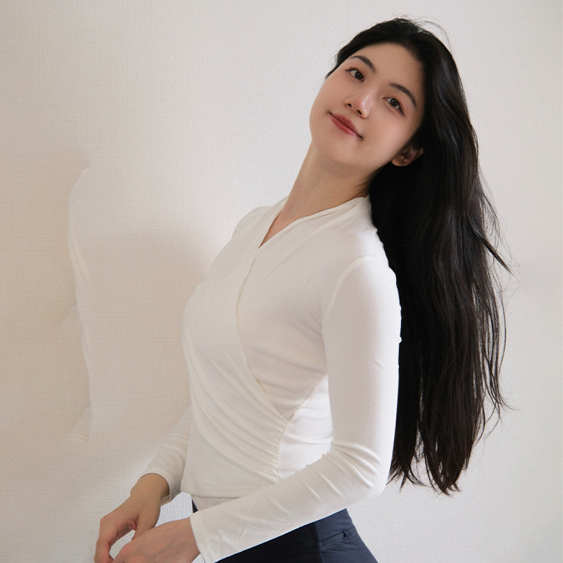 QUEEN YOGA瑜伽服奶皮衣長袖顯瘦莫代爾收腰顯瘦外搭罩衫（無胸墊款）