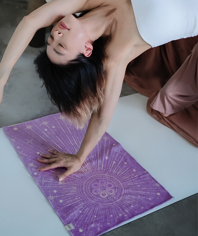 QUEEN YOGA瑜伽運動止滑加厚柔軟什麼雙面瑜伽小鋪巾