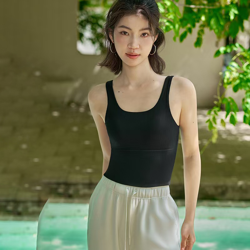 QUEEN YOGA瑜伽專業固定罩杯運動健身背心（固定一體杯）