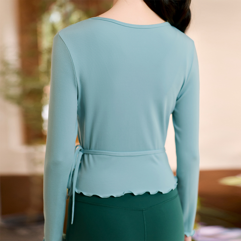 QUEEN YOGA瑜伽服新款天絲木耳邊繫繩休閒透氣長袖外搭罩衫（無胸墊款）