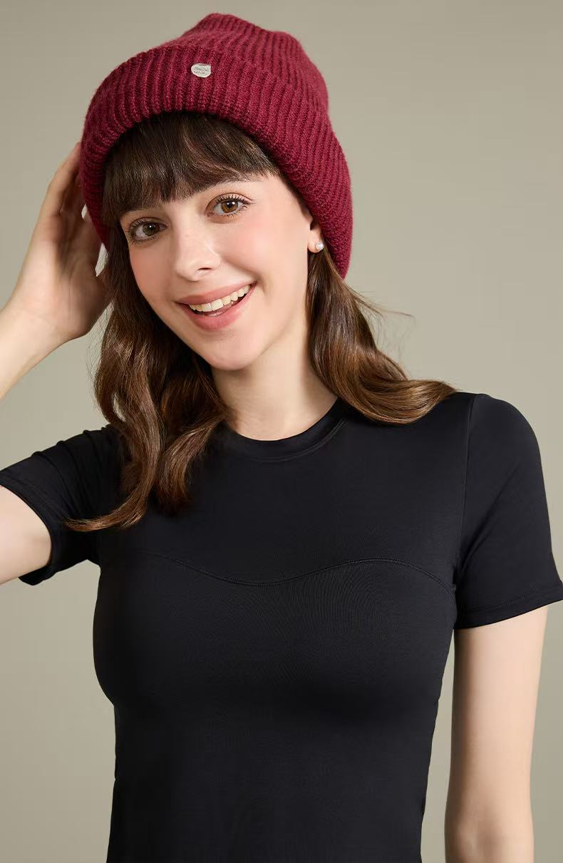 QUEEN YOGA圓領修身運動瑜伽短袖上衣（附可拆卸式胸墊）