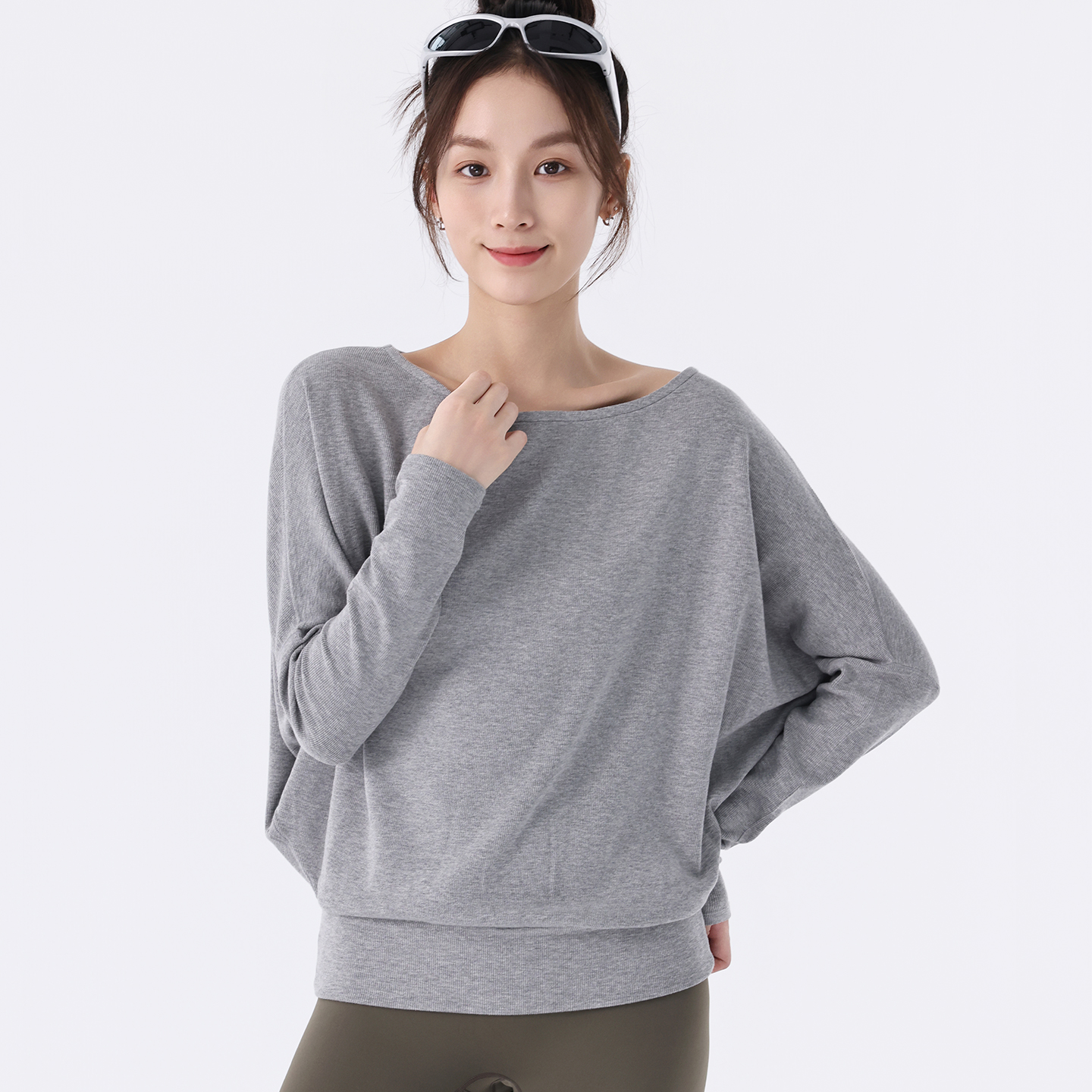 QUEEN YOGA極簡透氣寬鬆落肩袖運動瑜伽長袖T恤