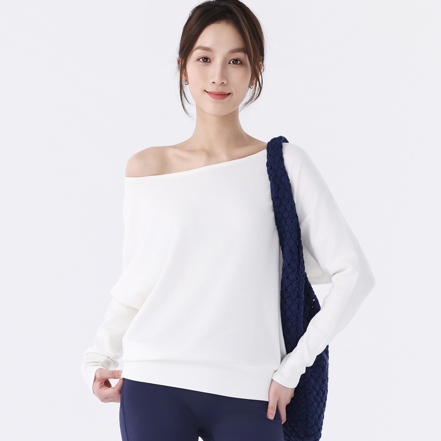 QUEEN YOGA極簡透氣寬鬆落肩袖運動瑜伽長袖T恤