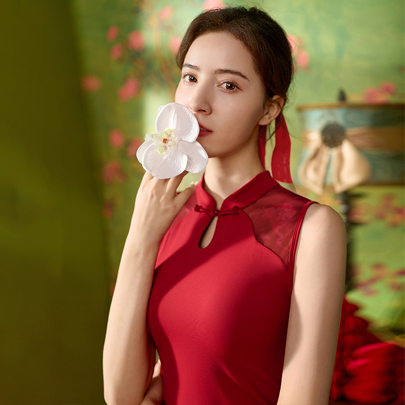 QUEEN YOGA瑜伽服新中式立領盤扣無袖優雅顯瘦祼感背心上衣（固定一體杯）