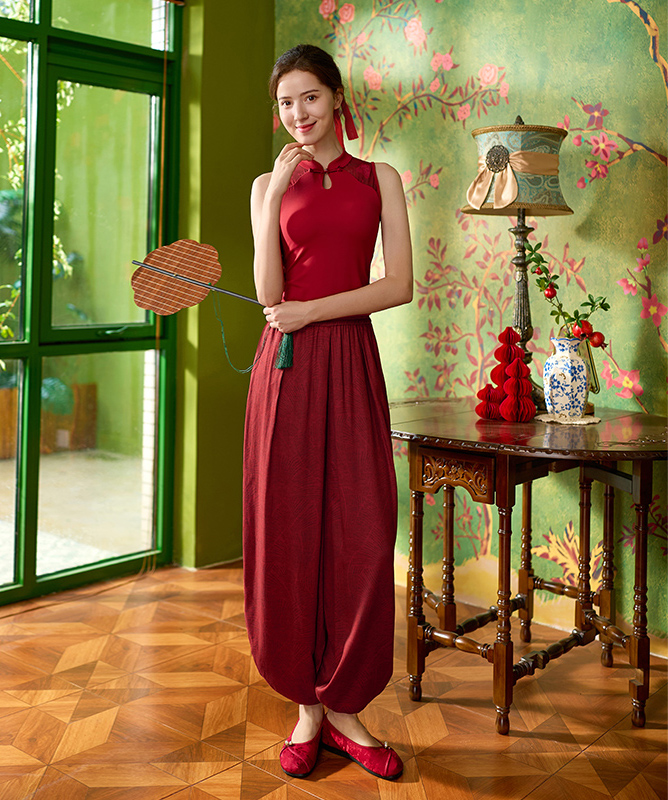 QUEEN YOGA瑜伽服新中式立領盤扣無袖優雅顯瘦祼感背心上衣（固定一體杯）