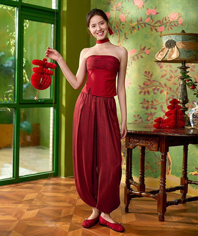 QUEEN YOGA瑜伽服裸感無肩帶防滑一體杯蕾絲抹胸內搭瑜伽背心（固定一體杯）