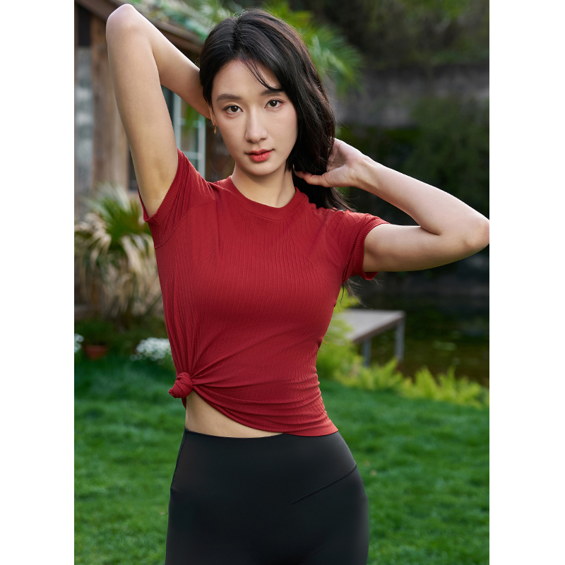QUEEN YOGA瑜伽服新品短袖健身外穿專業時尚高級感外搭罩衫（無胸墊款）