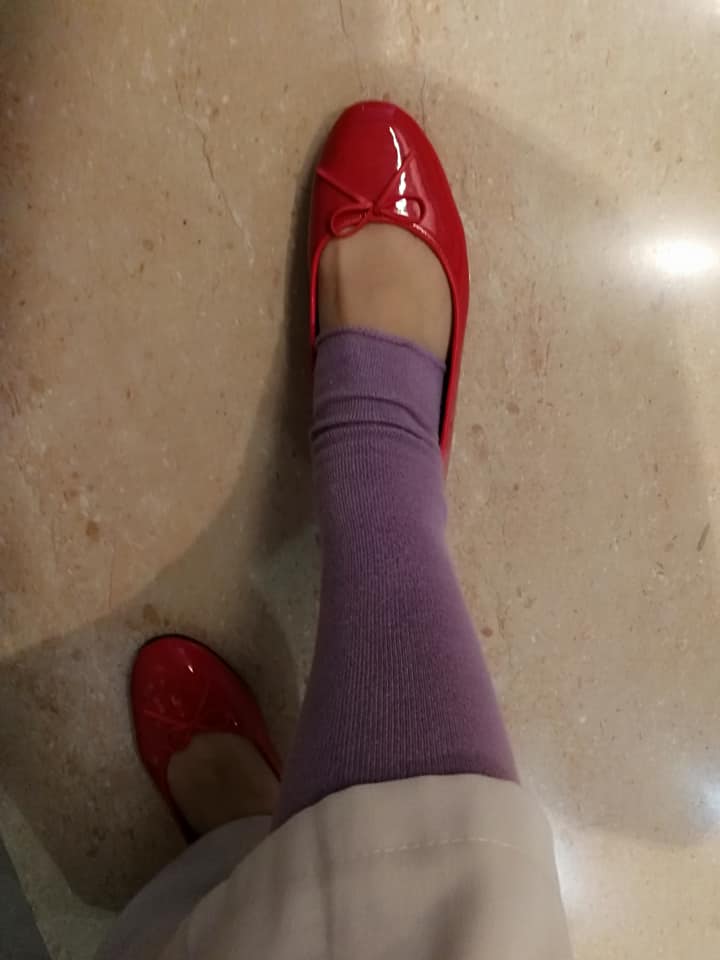 瑜伽露趾中長筒襪套