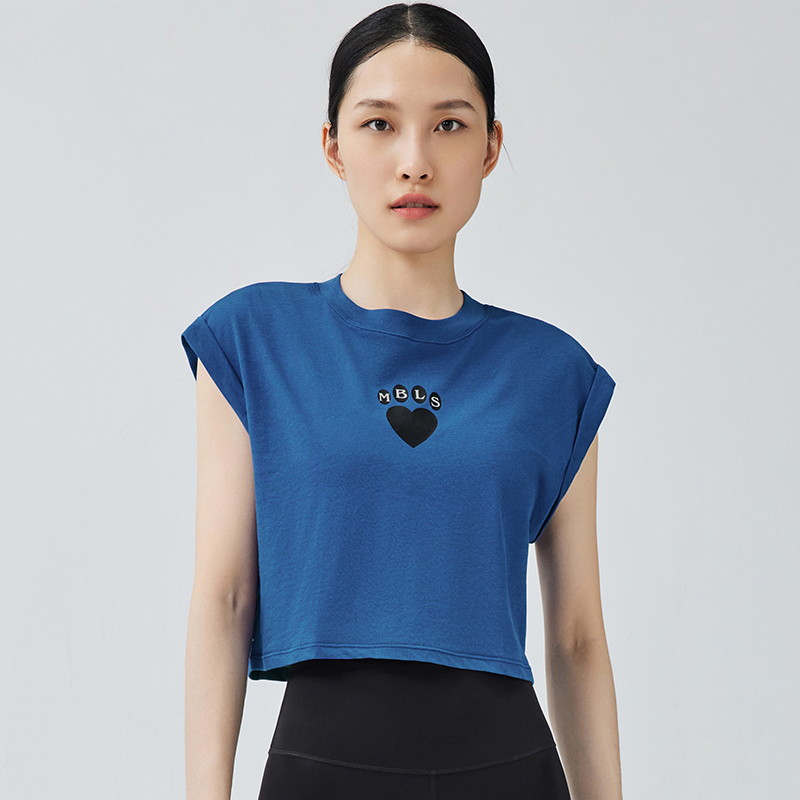 Queen Yoga運動瑜珈休閒短款小罩衫