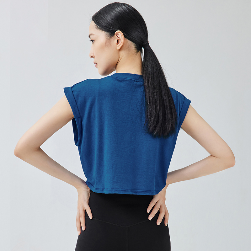 Queen Yoga運動瑜珈休閒短款小罩衫