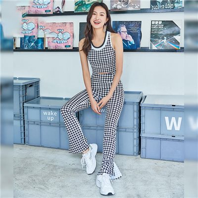 QUEEN YOGA 千鳥格復古時尚套裝(附可拆卸胸墊)