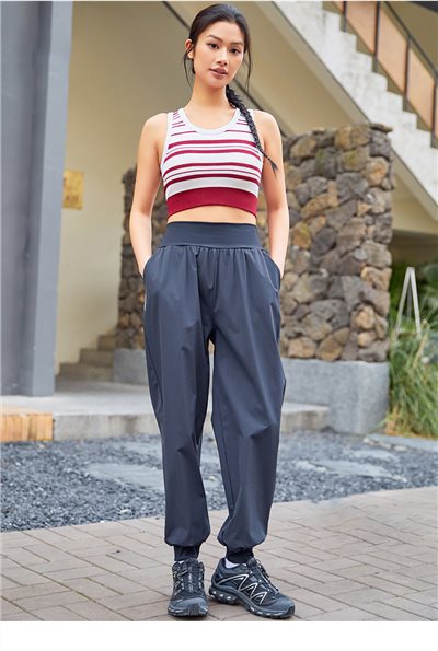 QUEEN YOGA瑜伽新款寬鬆透氣運動束腳褲