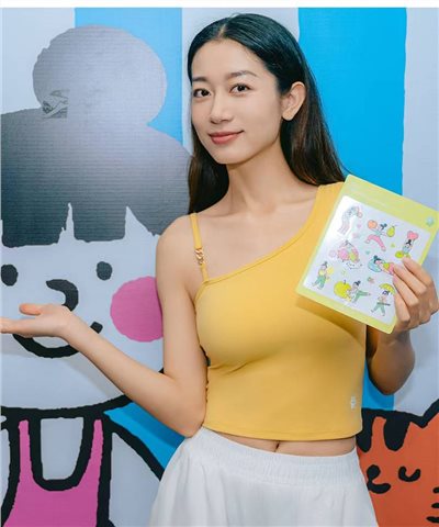 QUEEN YOGA瑜伽服運動健身不對稱肩帶背心小可愛（附贈拆卸式胸墊）