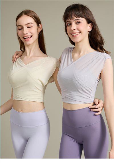 QUEEN YOGA氣質短版運動瑜伽假兩件短袖上衣（附可拆卸式胸墊）